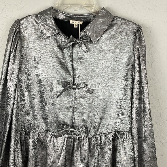 NWT Jodifl Black Silver Metallic Bow Long Sleeve Blouse Sz Medium - Picture 3 of 8